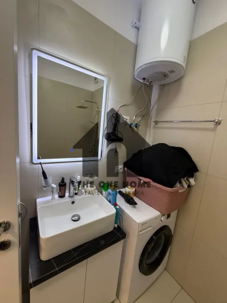 Tirane, shitet apartament 1+1+Ballkon Kati 6, 49 m² 110.000 € (Don Bosko)