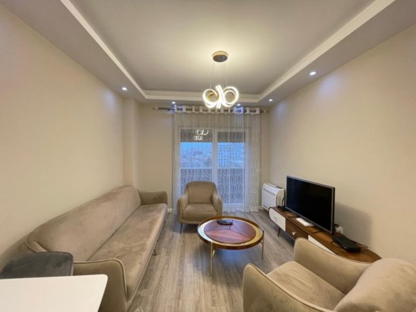 Tirane, jepet me qera apartament 2+1 Kati 5, 80 m² 800 € (Quartum Residence.)