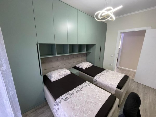 Tirane, jepet me qera apartament 2+1 Kati 5, 80 m² 800 € (Quartum Residence.)