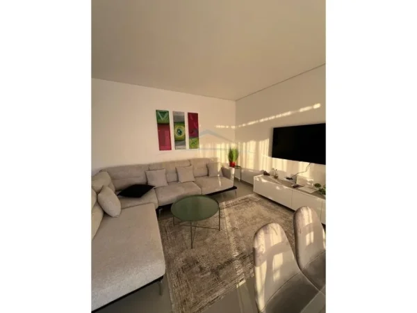 Gjiri Lalezit | Hamallaj, shitet apartament 2+1 Kati 2, 104 m² 322.090 € 