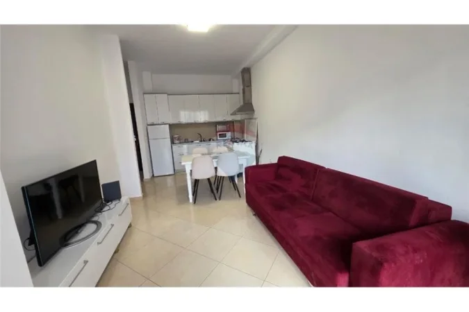 Vlore, jepet me qera apartament 1+1 Kati 3, 62 m² 300 € (Rruga Pelivan Leskaj, SKELË, VLORË)