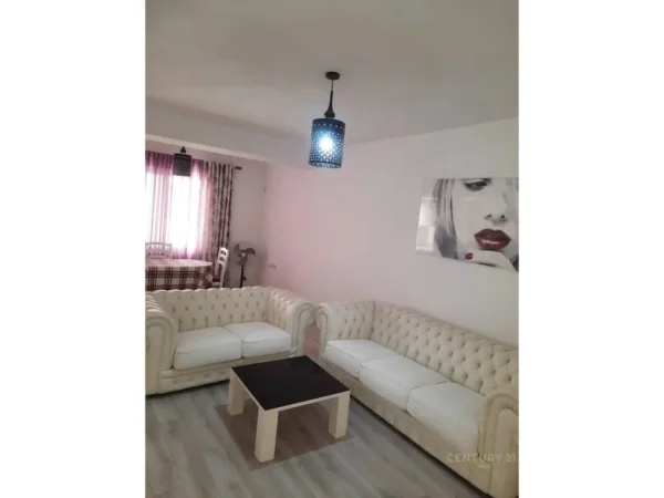 Tirane, jepet me qera apartament 2+1+Aneks Kati 5, 110 m² 890 € (Bllok)