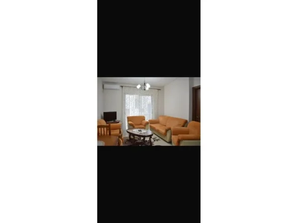 Tirane, jepet me qera apartament 2+1 Kati 4, 74 m² 750 € (Rruga Haxhi Hysen Dalliu)