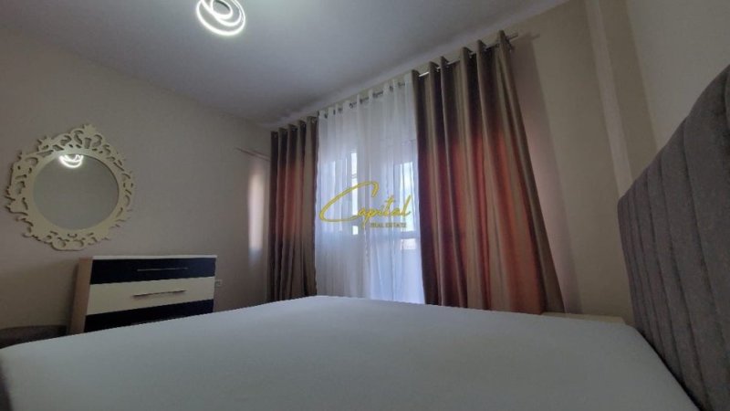 Tirane, jepet me qera apartament 1+1 Kati 5, 52 m² 500 € (RRUGA E KAVAJES)