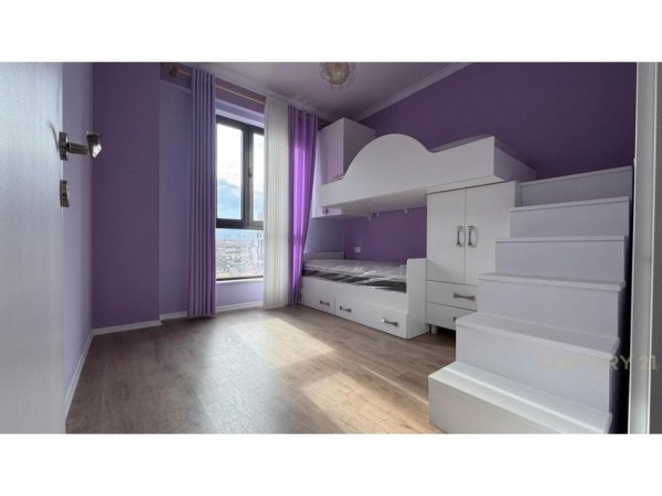 Tirane, jepet me qera apartament 2+1 Kati 4, 100 m² 1.100 € (Myslym Shyr)