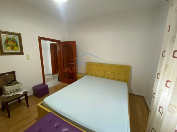 Tirane, jepet me qera apartament 2+1+Ballkon Kati 5, 71 m² 500 € 