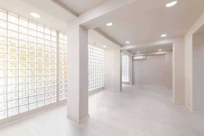 Ambient Zyrash  120 m² 2.100 € (QENDER)