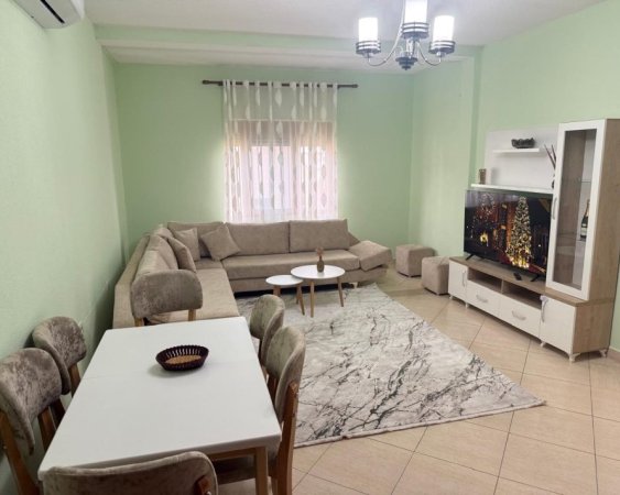 Tirane, jepet me qera apartament 2+1+Aneks+Ballkon Kati 2, 120 m² 450 € (qyteti studenti , sauk)