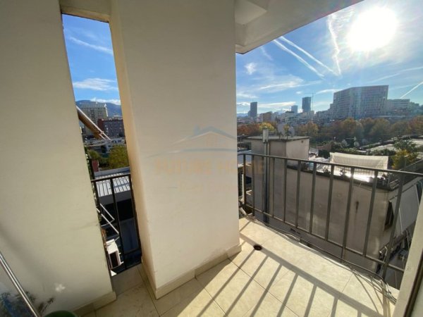 Tirane, jap me qera apartament 2+1+Ballkon Kati 5, 100 m² 650 € (DON BOSKO)