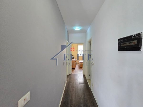 Tirane, jepet me qera apartament 2+1+Ballkon Kati 3, 100 m² 700 € (Kodra e Diellit)