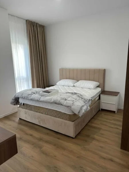 Tirane, jepet me qera apartament 2+1 Kati 8, 90 m² 900 € (Zogu i Zi)
