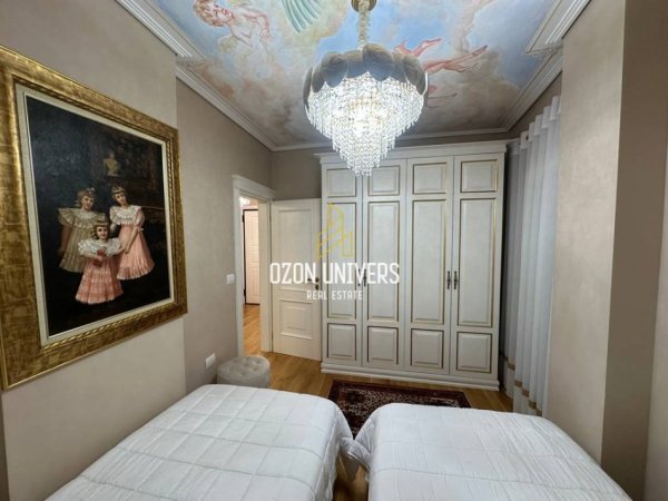 Tirane, jepet me qera apartament 2+1+Ballkon Kati 9, 75 m² 1.000 € (Rruga Myslym Shyri)