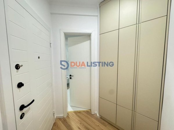 Tirane, jap me qera apartament 1+1 Kati 5, 70 m² 700 € (Xhamia e Tabakeve)