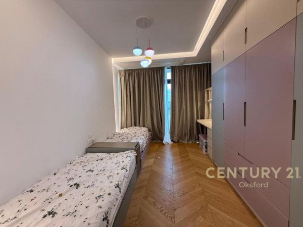 Tirane, jepet me qera apartament 2+1 Kati 6, 133 m² 3.000 € (Liqeni Tiranes)