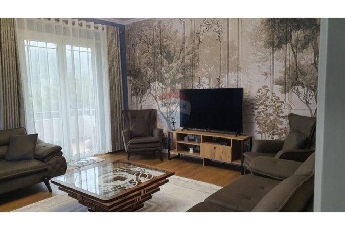 Tirane, shitet apartament 2+1+Ballkon Kati 2, 123 m² 247.000 € (Kopshti Botanik)