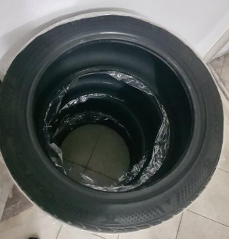 Tirane, Shes 4 Goma te perdorura Kumho WinterCraft WP71 225/45 R17 94V , 150 €