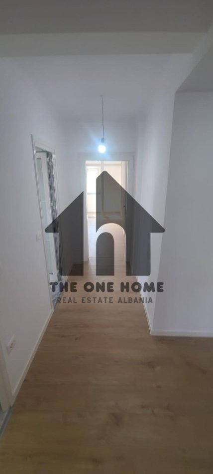 Tirane, shitet apartament 2+1+Ballkon Kati 4, 70 m² 137.000 € (Hipoteka)