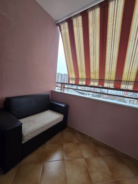 Tirane, jepet me qera apartament 1+1 Kati 6, 65 m² 700 € (Petro Nini)