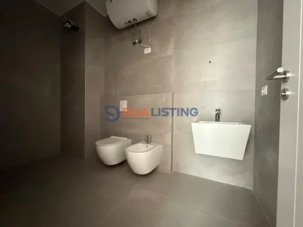 Tirane, shes apartament 3+1 Kati 6, 133 m² 139.900 € (Diellon Residence Paskuqan)