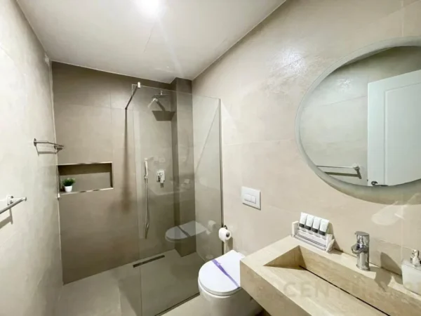 Vlore, shitet hotel Kati 2, 216 m² 700.000 € (Vlore)