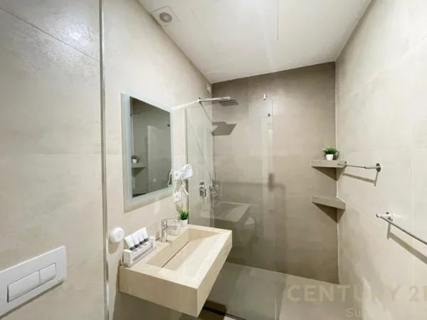 Vlore, shitet hotel Kati 2, 216 m² 700.000 € (Vlore)