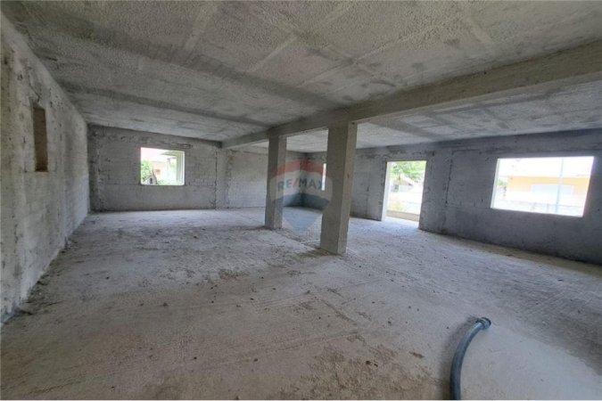 Vlore, shitet Vile 3 Katshe Kati 3, 278 m² 195.000 € (Rruga Dervish Hekali, Vlorë)