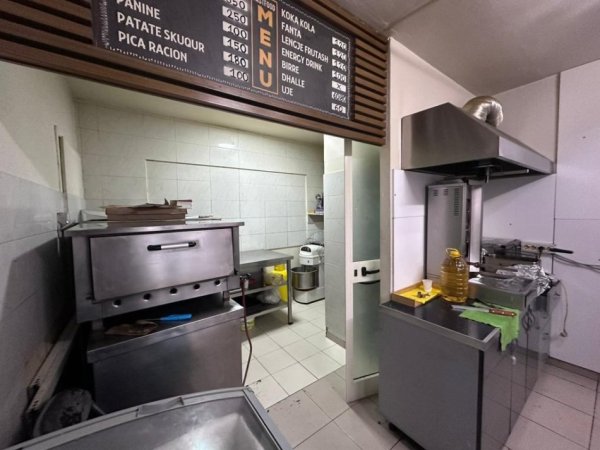 Shitet, Biznesi Fast & Food, Ali Demi, Tirane 15,000 €