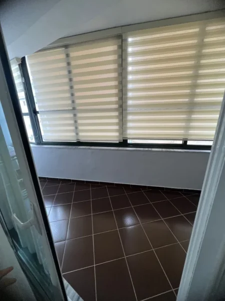 Tirane, jepet me qera apartament 1+1 Kati 3, 350 € 