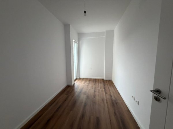 Tirane, shes apartament 3+1+Ballkon Kati 7, 133 m² 139.900 € 