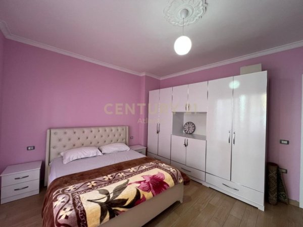 Durres, jepet me qera apartament 1+1+Ballkon Kati 2, 89 m² 300 € (Plazh, Iliria)