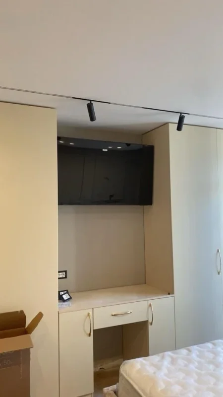 Tirane, shitet apartament 2+1 Kati 7, 108 m² 250.000 € (RRUGA E DIBRES)