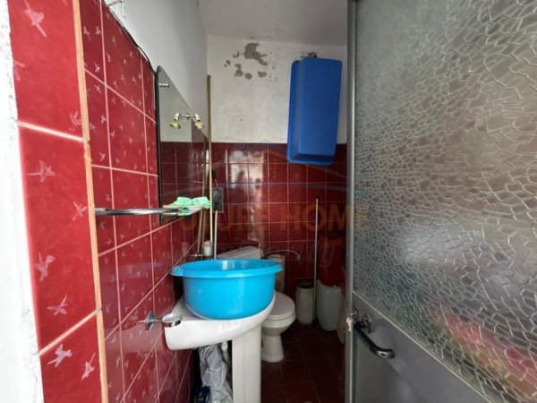 Tirane, shitet apartament 2+1 Kati 5, 85 m² 125.000 € (Porcelan)