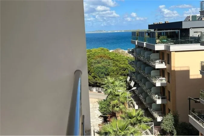 Vlore - Lungomare, shitet apartament 1+1 Kati 4, 66 m² 139.000 € (Rruga Aleksandër Moisiu, pranë Marina Bay)