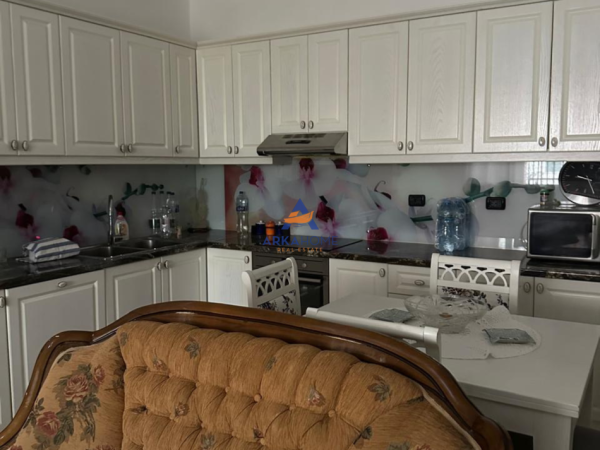 Tirane, shitet apartament 1+1+Ballkon Kati 1, 80 m² 155.000 € 