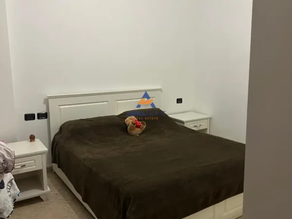 Tirane, shitet apartament 1+1+Ballkon Kati 1, 80 m² 155.000 € 