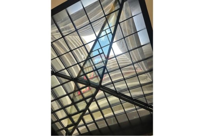 Tirane, jepet me qera dyqan , 30 m² 800 € (Rruga Mine Peza)