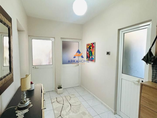 Shqiperi, shitet apartament 2+1+Ballkon Kati 5, 78 m² 150.000 € 