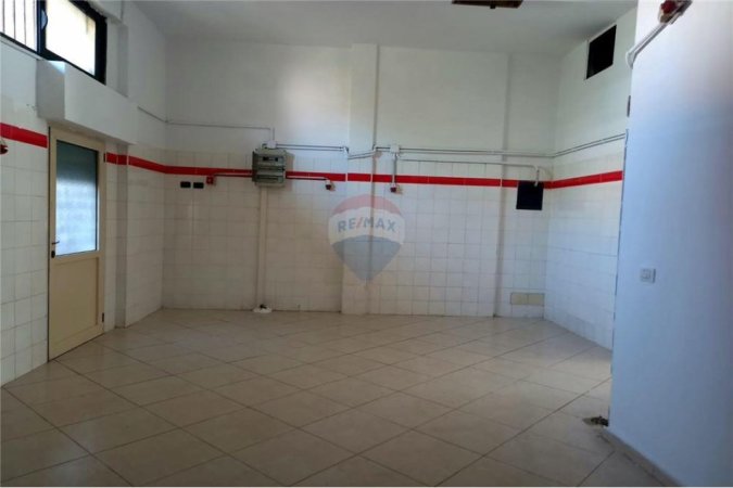 Vlore - Lungomare, shitet ambjent biznesi Kati 0, 62 m² 140.000 € (LUNGO MARE, VLORË)