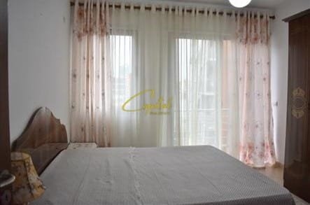 Tirane, jepet me qera apartament 2+1 Kati 4, 70 m² 600 € (PROKURORIA E TIRANES)