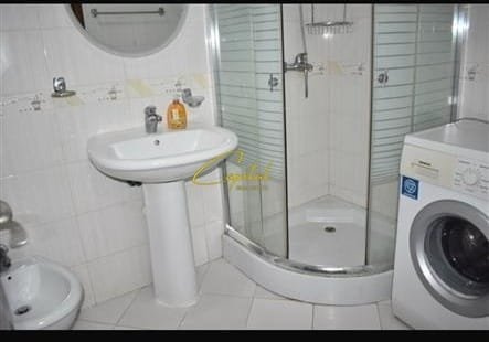 Tirane, jepet me qera apartament 2+1 Kati 4, 70 m² 600 € (PROKURORIA E TIRANES)