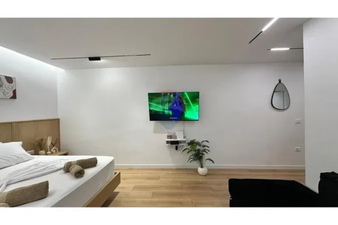 Tirane, jepet me qera garsonier , 50 m² 500 € (Mine Peza)