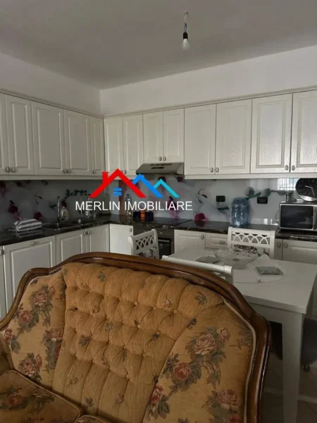 Tirane, shitet apartament 2+1+Ballkon Kati 1, 80 m² 155.000 € (RRUGA SHEFQET KUKA,TELEFERIKU)