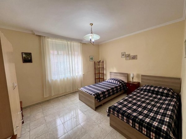 Tirane, jepet me qera apartament 2+1 Kati 2, 76 m² 600 € (Pazari i RI)