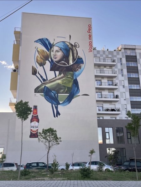 Tirane, jepet me qera apartament 2+1+Ballkon , 91 m² 700 € (Rruga Dritan Hoxha)