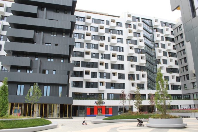 Tirane, jepet me qera apartament 2+1 Kati 8, 120 m² 920 € 