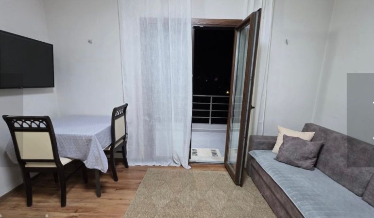 Tirane, jepet me qera apartament 1+1 Kati 4, 70 m² 430 € (rruga elbasanit)
