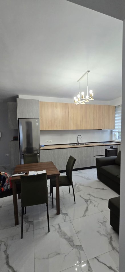 Tirane, jepet me qera apartament 2+1+Ballkon Kati 3, 89 m² 650 € (Kompleksi "FZ Construction Green Tarrace" Liqeni I Thate, Rr. HAMDI Sina.)