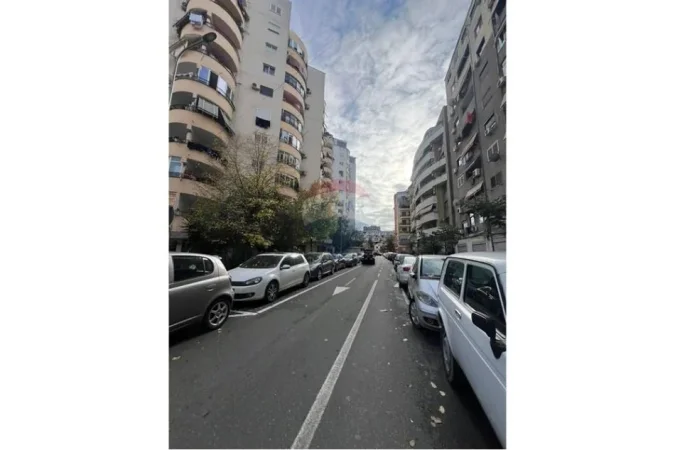 Tirane, shitet apartament 2+1 Kati 4, 105 m² 189.000 € 