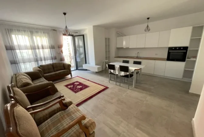 Tirane, jepet me qera apartament 2+1 Kati 4, 110 m² 600 € (Rruga Kongresi i Manastirit)