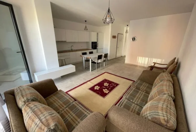 Tirane, jepet me qera apartament 2+1 Kati 4, 110 m² 600 € (Rruga Kongresi i Manastirit)